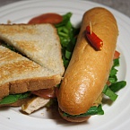 Супер-сэндвич с гуакамоле и курицей