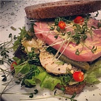 Сэндвич с кресс-салатом