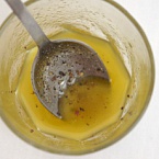 Заправка из оливкового масла и лимона
